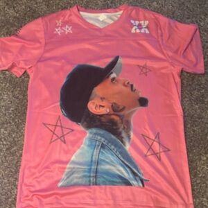 ✨ Pink Chris Brown “Breezy Bowl XX” Graphic Jersey Tee ✨